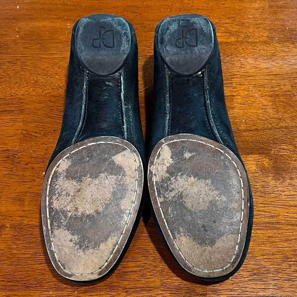 Donald Pliner Black Suede Patent Trim Loafer Flats‎ Women's Size 7.5M
